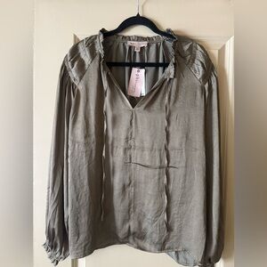 NWT Philosophy Women's Taupe Blouse